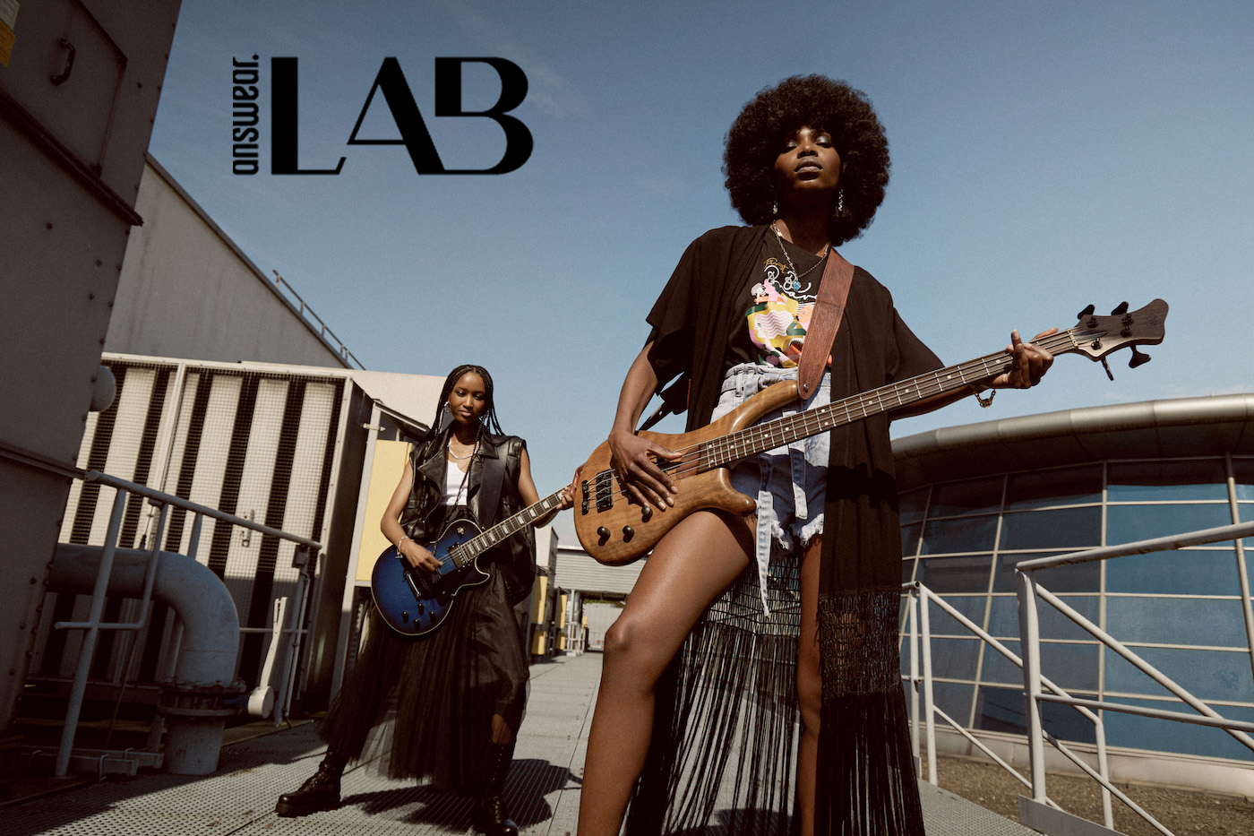 BOLA ANSWEAR LAB BE BRAVE CAMPAIGN