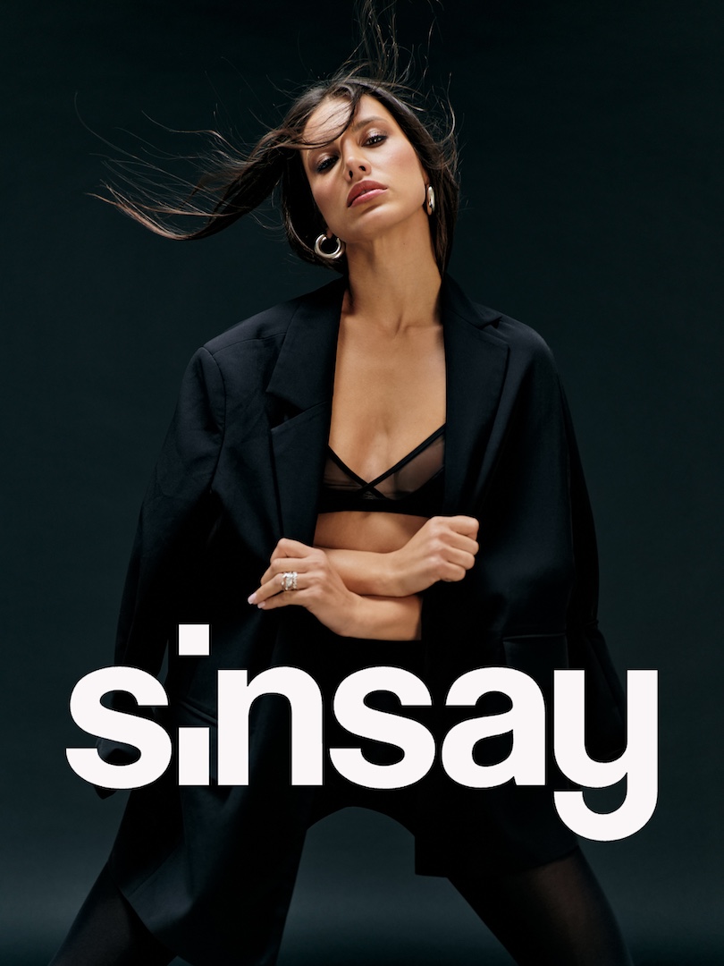 EWELINA SINSAY CAMPAIGN